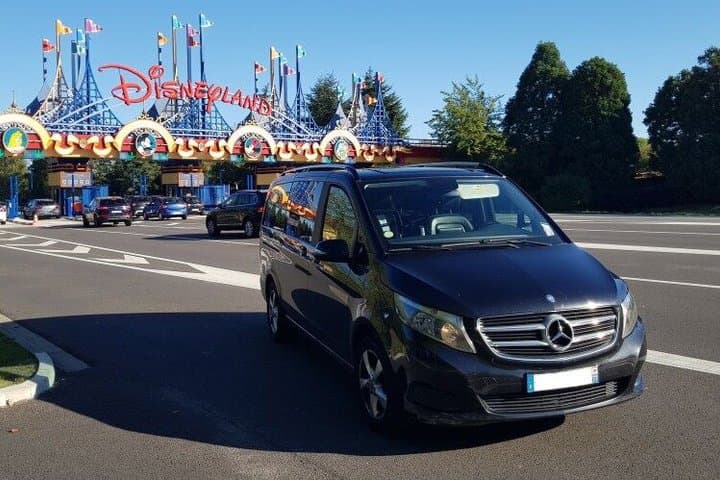 roundtrip transfer to Disneyland from airports