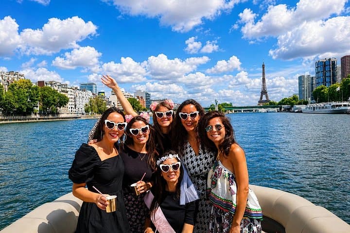 Private cruise with Paris water way — photo 4