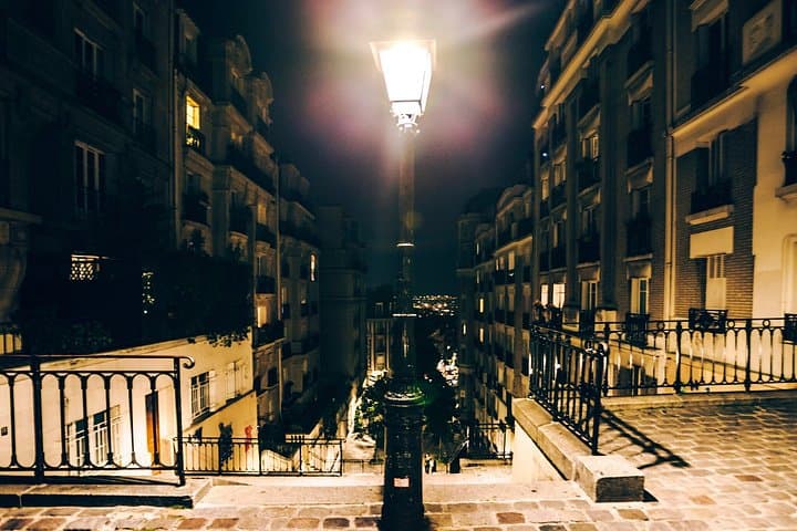 Paris: Montmartre Crime and Food Tasting Small-Group Walking Tour — photo 6
