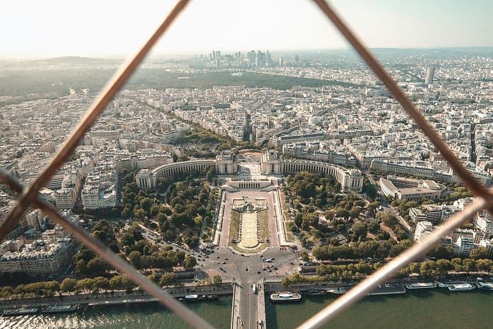 Eiffel Tower Private Guided Experience & Summit Access — photo 5