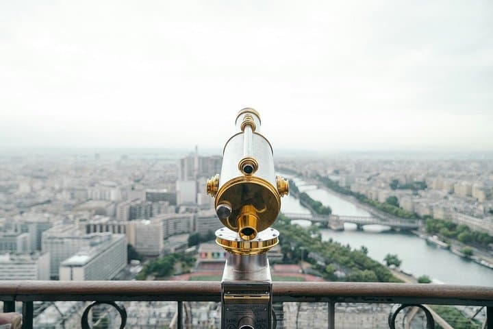 Eiffel Tower Private Guided Experience & Summit Access — photo 6