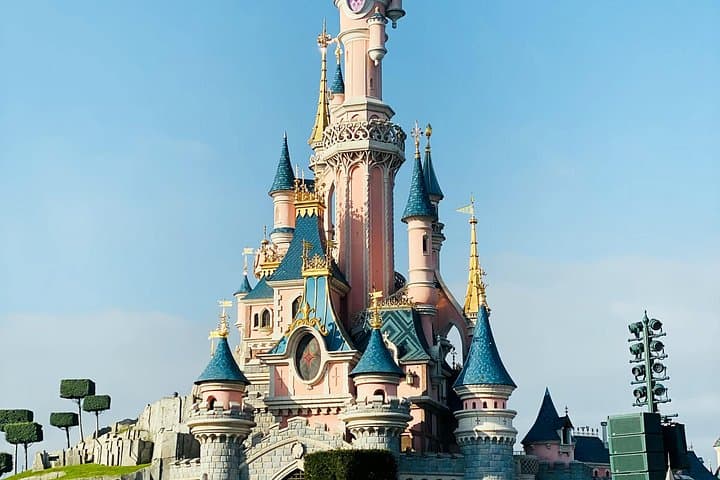 Transfers from Paris to Parc Disneyland paris