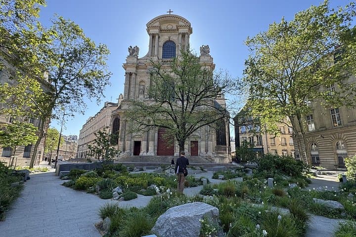 Paris Time Machine: Hidden Gems Walking Tour — photo 13