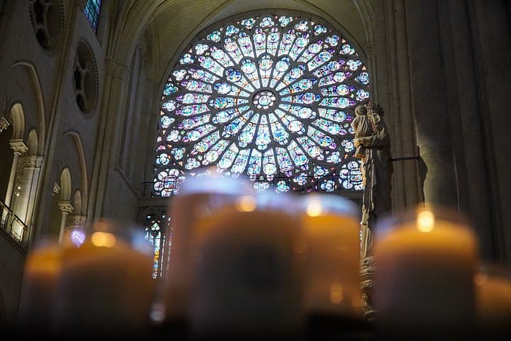 Notre Dame Cathedral Small-Group Interior & Exterior Guided Tour — photo 9
