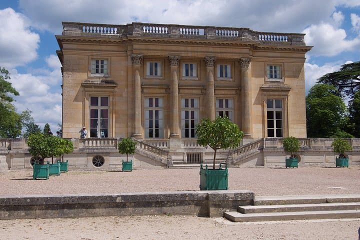 Versailles Full-Day Tour with the Estate of Marie-Antoinette — photo 11