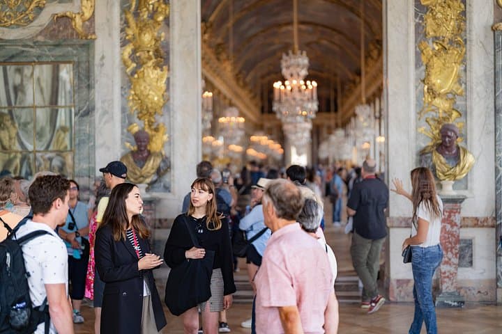 Versailles Palace and Gardens Tour by Train from Paris — photo 10
