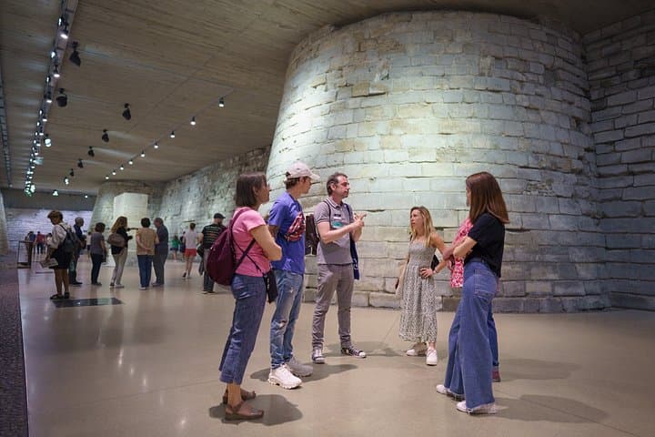 Paris Louvre Museum: Small Group Guided Highlights Tour — photo 10
