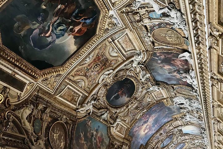 Paris Louvre Museum: Small Group Guided Highlights Tour — photo 11