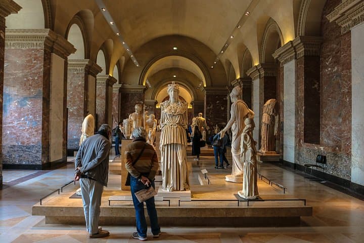 Paris Louvre Museum: Small Group Guided Highlights Tour — photo 12