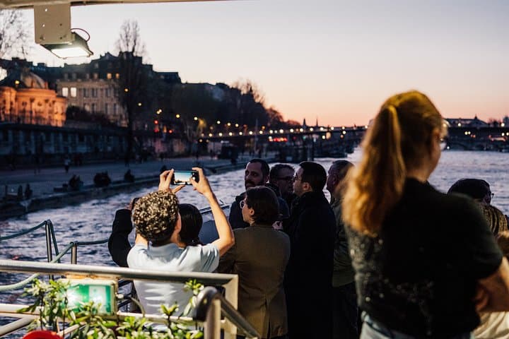 Dinner Cruise Prestige Check-out from the Eiffel Tower — photo 3
