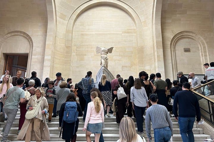 Paris: Louvre Museum Semi Private Tour — photo 8