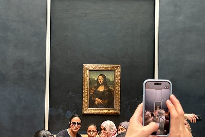 Paris: Louvre Museum Semi Private Tour — photo 7