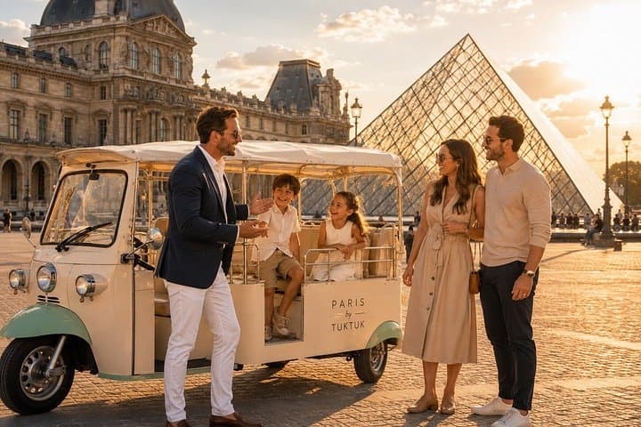 Top 15 Paris Attractions Private Guided Tour by Tuk Tuk — photo 14