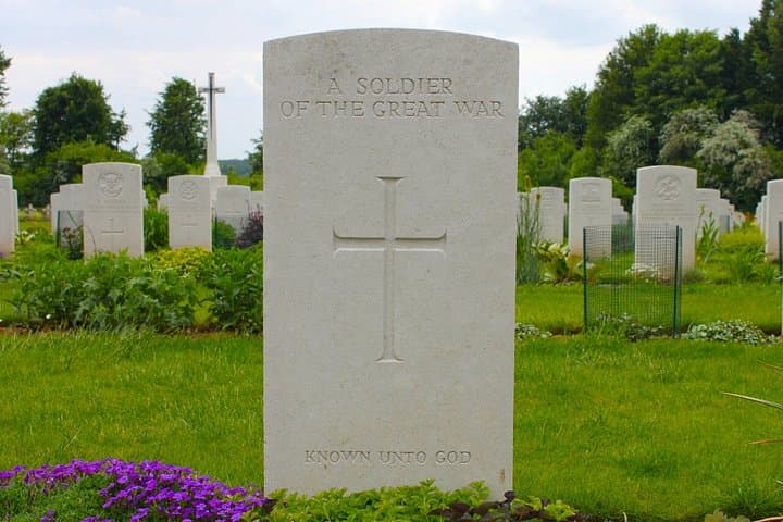 WW1 Somme Battlefields and Amiens Private Day Trip from Paris — photo 2