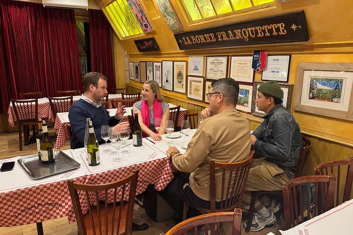 Paris Montmartre Walking Tour Best Art Culture and Food — photo 15