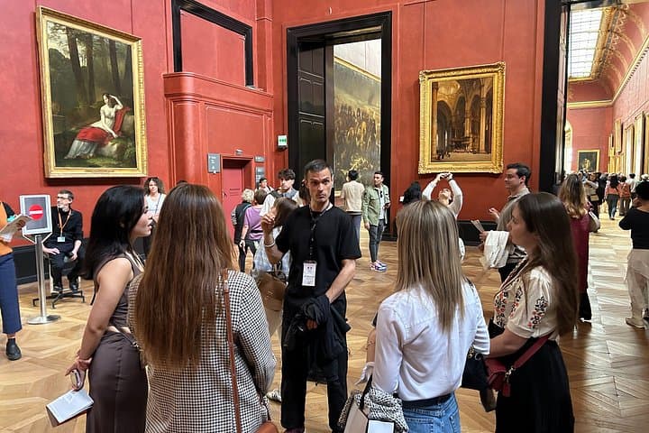 Paris: Louvre Museum Semi Private Tour — photo 14