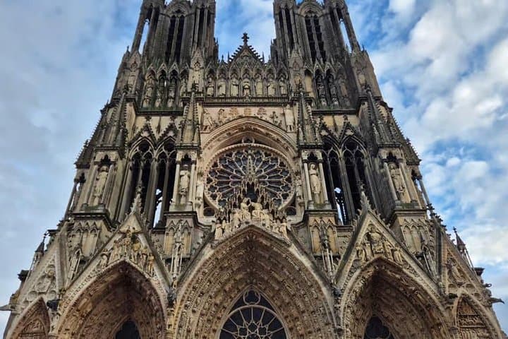 Champagne Day Trip from Paris with 4 Tastings, Reims & Cellars — photo 9