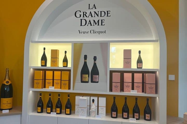 Champagne Day Trip from Paris with 7 Tastings Prestigious Houses — photo 12