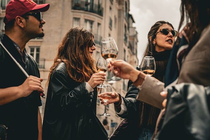 Paris: Montmartre Crime and Food Tasting Small-Group Walking Tour — photo 18