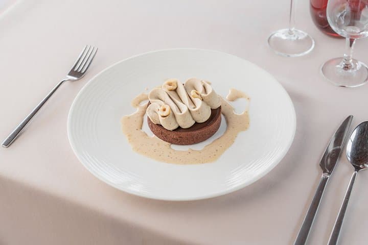 Bateaux Mouches® Special Marriage Proposal Dinner Cruise in Paris — photo 9