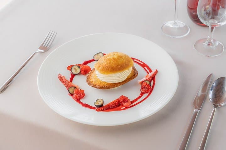 Bateaux Mouches® Special Marriage Proposal Dinner Cruise in Paris — photo 13