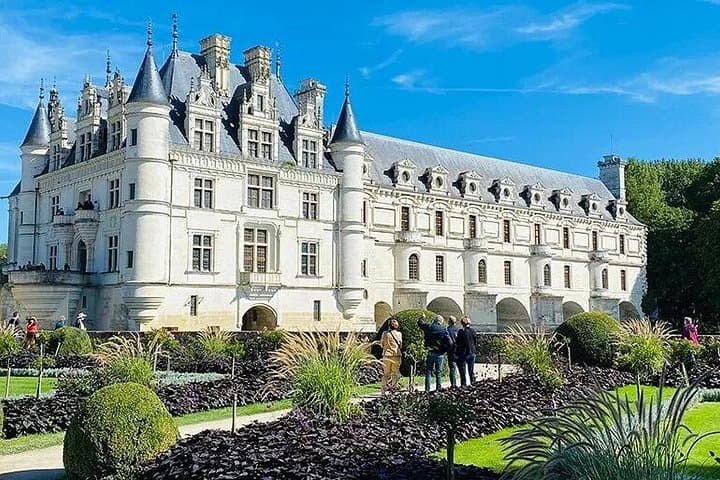 Private Chauffeur Service from Paris to Loire Valley Castles — photo 4