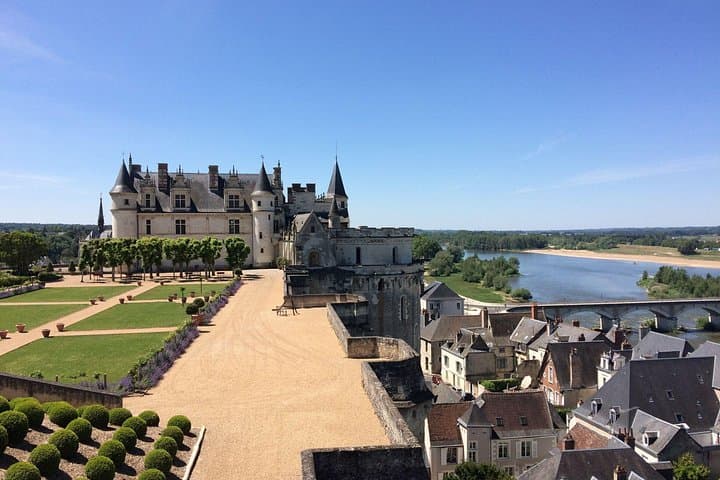 Private Chauffeur Service from Paris to Loire Valley Castles — photo 18