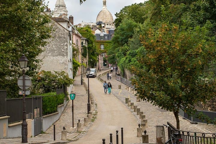 Paris Montmartre Walking Tour Sacré-Cœur, Artists and Hidden Gems — photo 4
