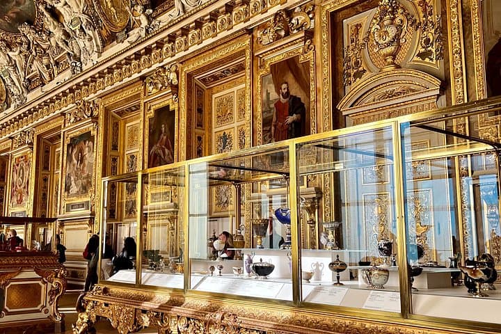 Paris Louvre and Orsay Museums Masterpieces Private Day Tour — photo 6