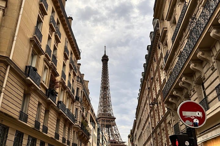Notre-Dame and Hidden Paris A Local’s Walking Tour — photo 3