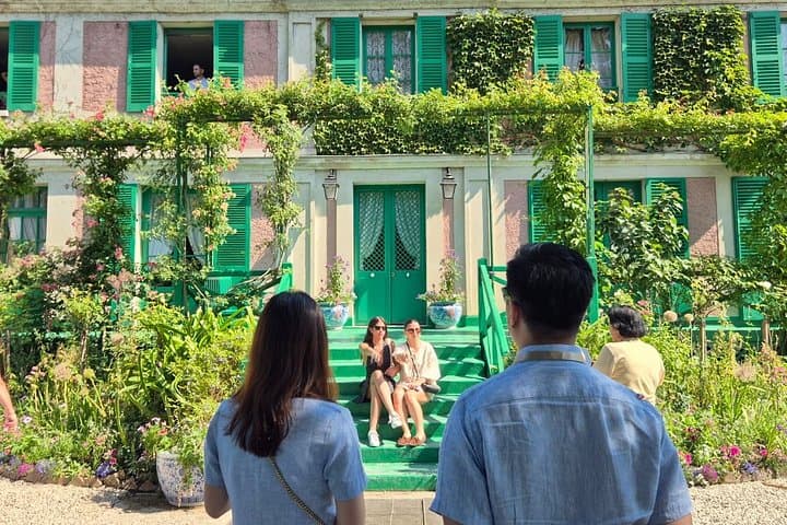 Paris to Giverny Half Day Trip Monet's House & Gardens by Minivan — photo 7