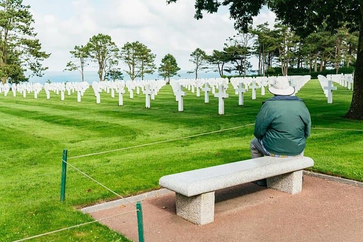 Normandy D Day Sites and Cemetery Day Trip from Paris with Lunch — photo 2