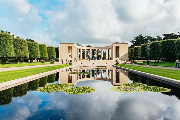 Normandy D Day Sites and Cemetery Day Trip from Paris with Lunch — photo 4