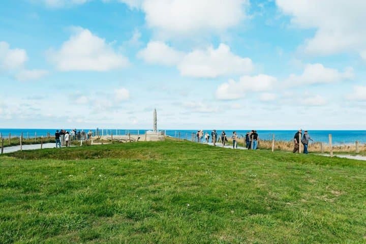 Normandy D Day Sites and Cemetery Day Trip from Paris with Lunch — photo 10