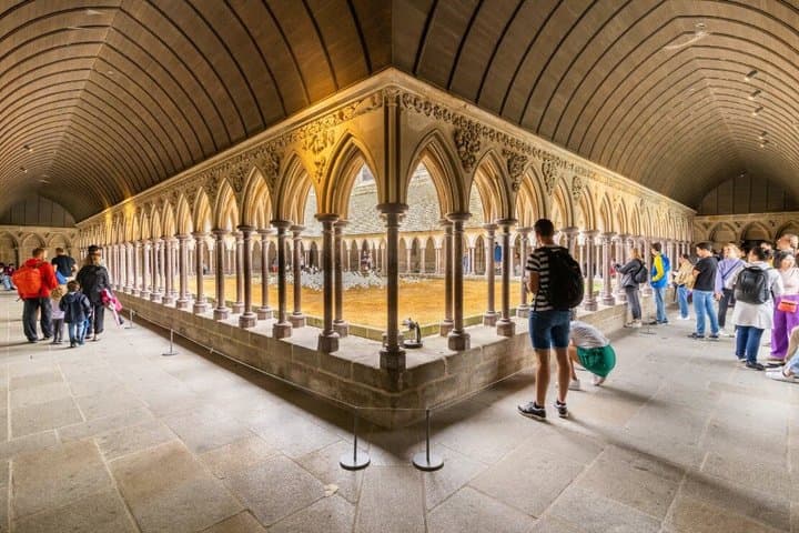 Mont Saint Michel Day Trip from Paris with English Speaking Guide — photo 4