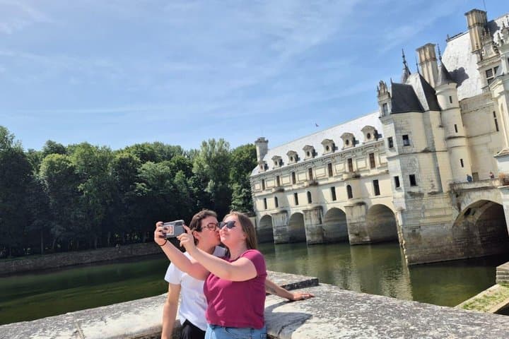 Loire Valley Castles Small-group Guided Day Trip from Paris — photo 1