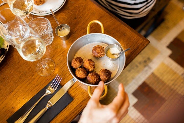 Paris Le Marais Food Tour With 10+ Tastings, Cheese, Wine & More — photo 15