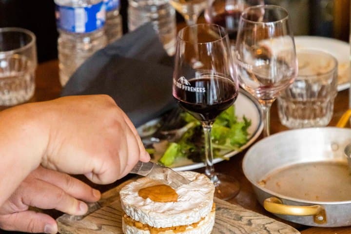 Paris Le Marais Food Tour With 10+ Tastings, Cheese, Wine & More — photo 6
