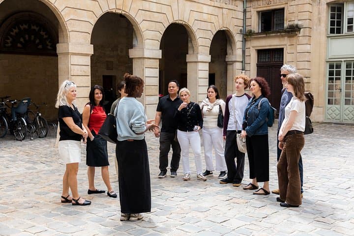 Paris Le Marais Food Tour With 10+ Tastings, Cheese, Wine & More — photo 2
