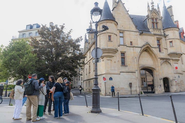 Notre Dame and Latin Quarter Food Tour with 10 Authentic Tastings — photo 20