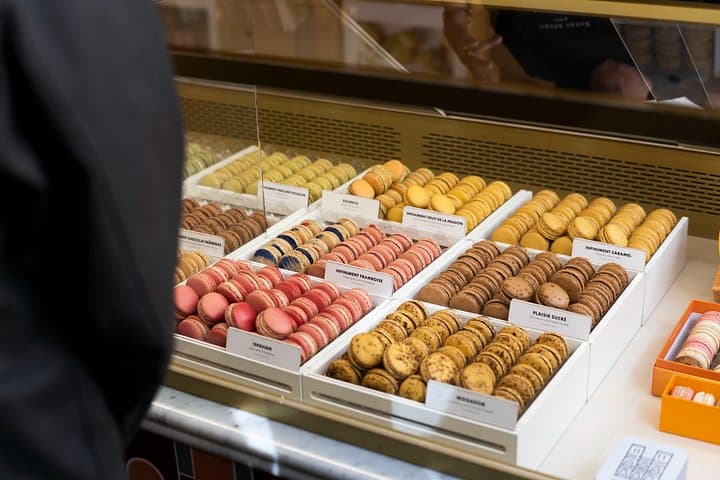 Paris Food Tour: 10+ Tastings, French Wine, Cheeses & Secret Dish — photo 10