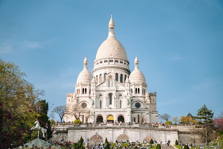 Montmartre Self Guided Tour of Scandal and Art — photo 2