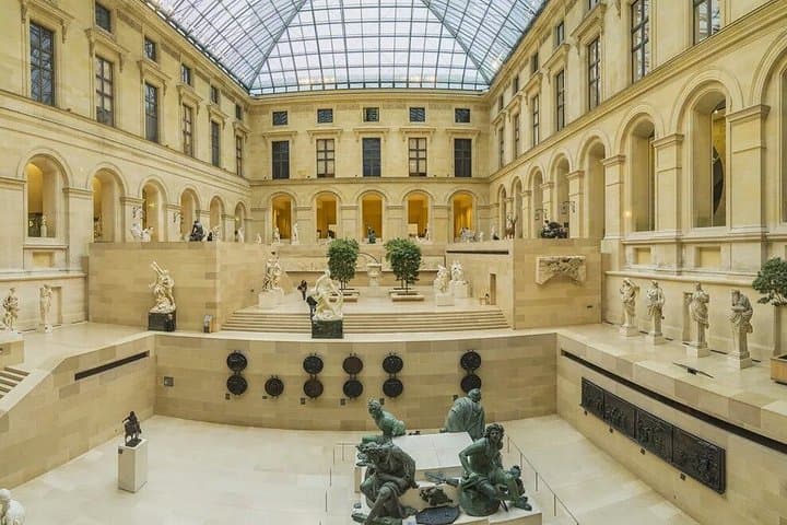 Louvre Museum Guided Tour Semi-Private or Private Options — photo 3