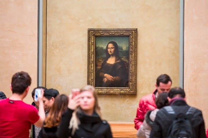 Louvre Museum Guided Tour Semi-Private or Private Options — photo 1