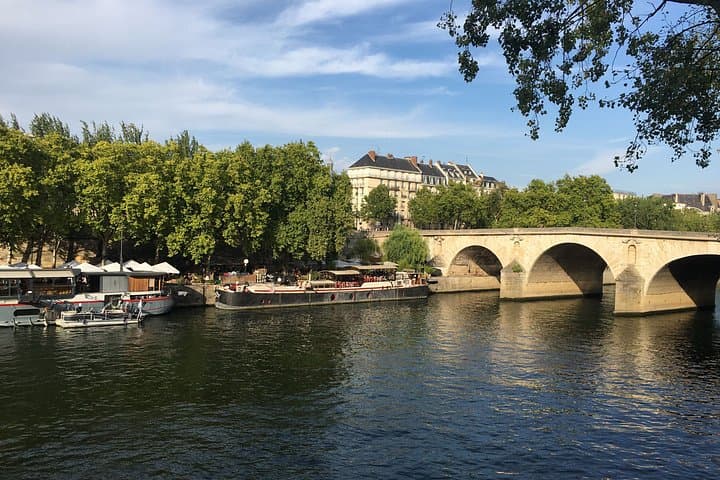 Paris Le Marais Self Guided Walking Tour & Scavenger Hunt — photo 5