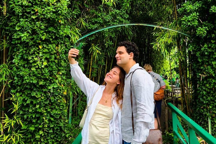 Paris to Giverny Half Day Trip Monet's House & Gardens by Minivan — photo 5