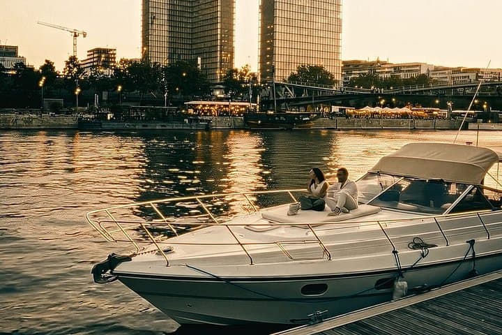 Private and Romantic Cruise on the Seine — photo 3