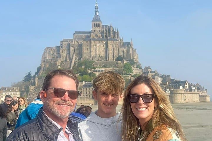 Mont Saint Michel Tour by Vintage Range Rover from Paris — photo 5
