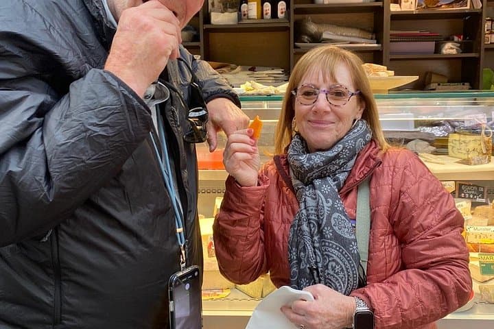 Paris Le Marais District Original Food and Wine Tasting Tour — photo 18