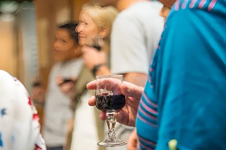 Montmartre French Bistrot, Aperitif and Wine Tasting Walking Tour — photo 9